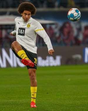 Axel Witsel s-a retras din naţionala Belgiei